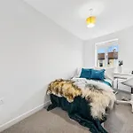 Modern & Cozy Private Double - Shared House By Altoluxo Short Lets & Serviced With Free Wifi & Parking * Bristol