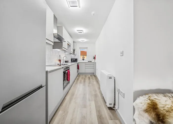 Daire Modern & Cozy Private Double - Shared House By Altoluxo Short Lets & Serviced With Free Wifi & Parking Bristol