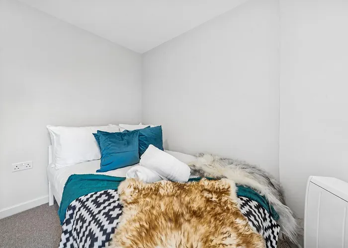 Appartement Modern & Cozy Private Double - Shared House By Altoluxo Short Lets & Serviced With Free Wifi & Parking Bristol